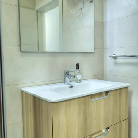 Charming, Modern Glub1-2 *