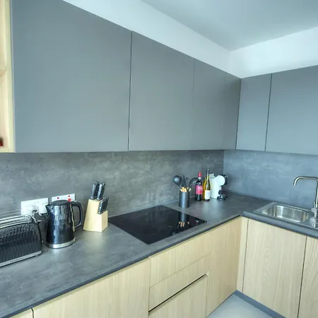 Charming, Modern Glub1-2 Apartament Gzira