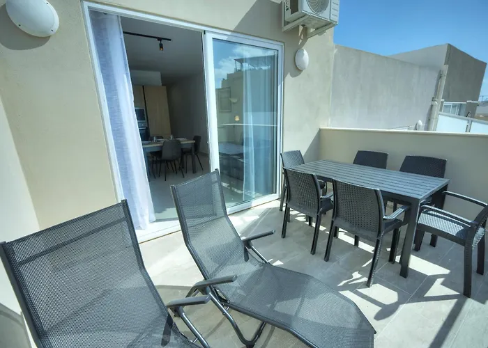 Charming, Modern Glub1-2